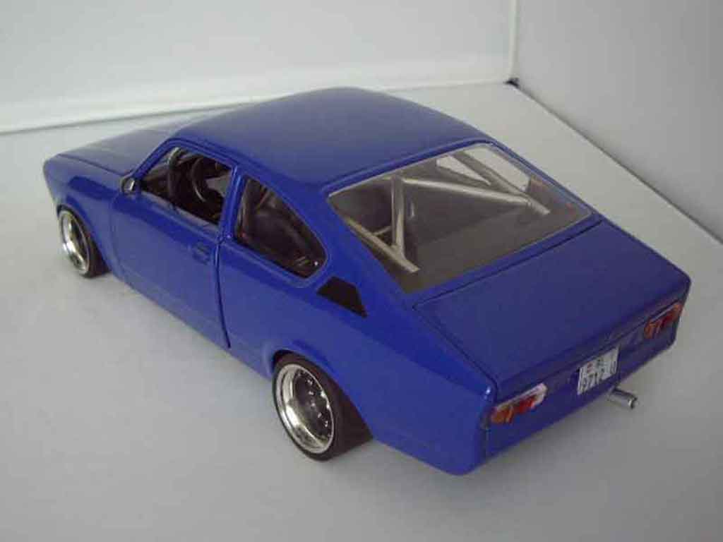 Opel Kadett C coupe sr 1976 blauw 1/18 Minichamps
