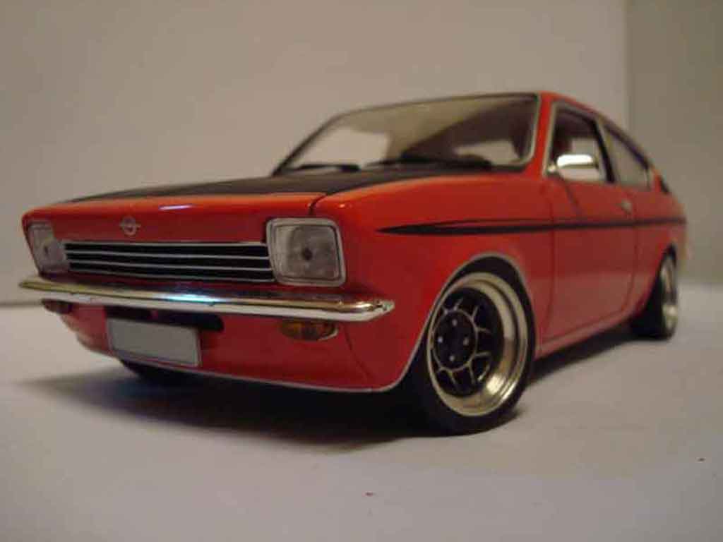 Opel Kadett coupe 1/18 Minichamps coupe sr 1976 rood modelauto