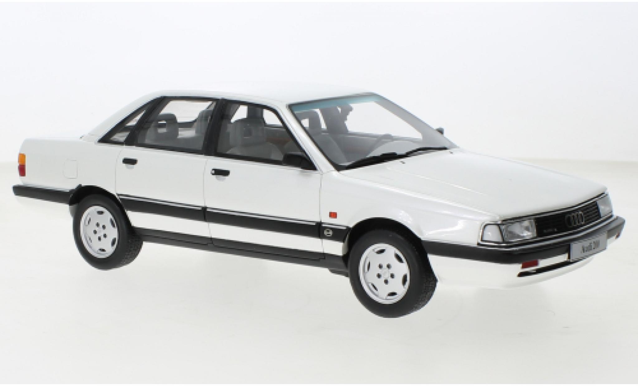 Audi 200 quattro 1/18 Ottomobile 20V metallic wit 1989 modelauto