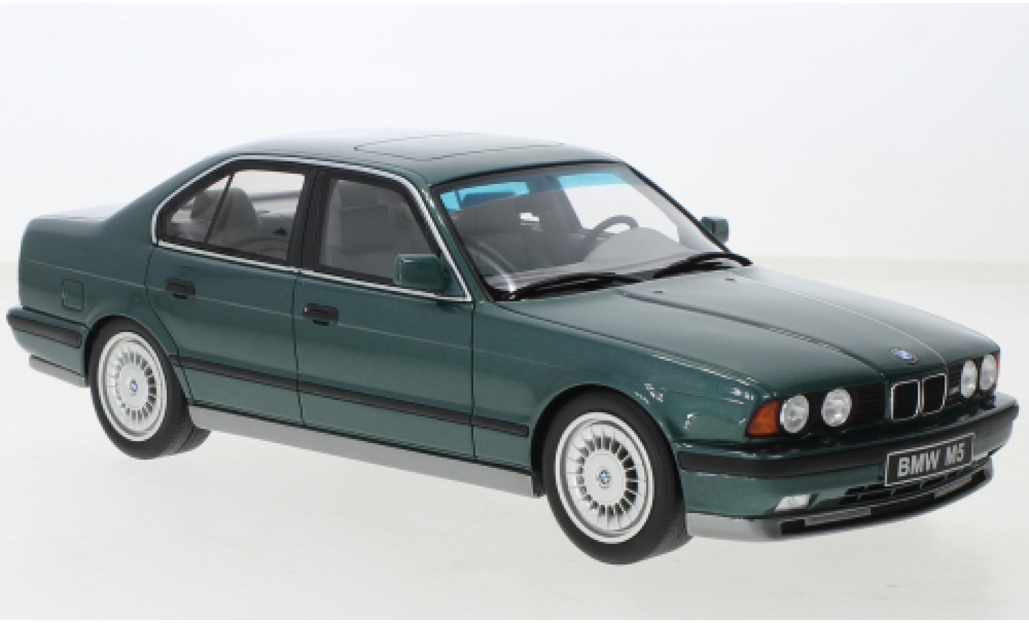Bmw M5 1/18 Ottomobile (E34) Cecotto metallic groen 1991 modelauto