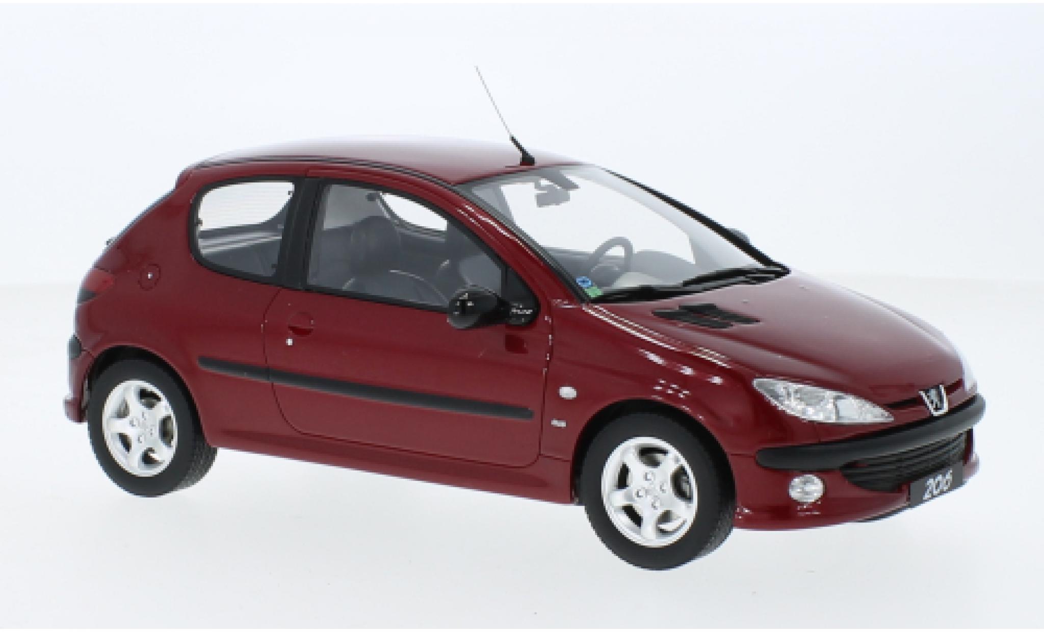 Peugeot 206 1/18 Ottomobile S16 rood 1999 modelauto