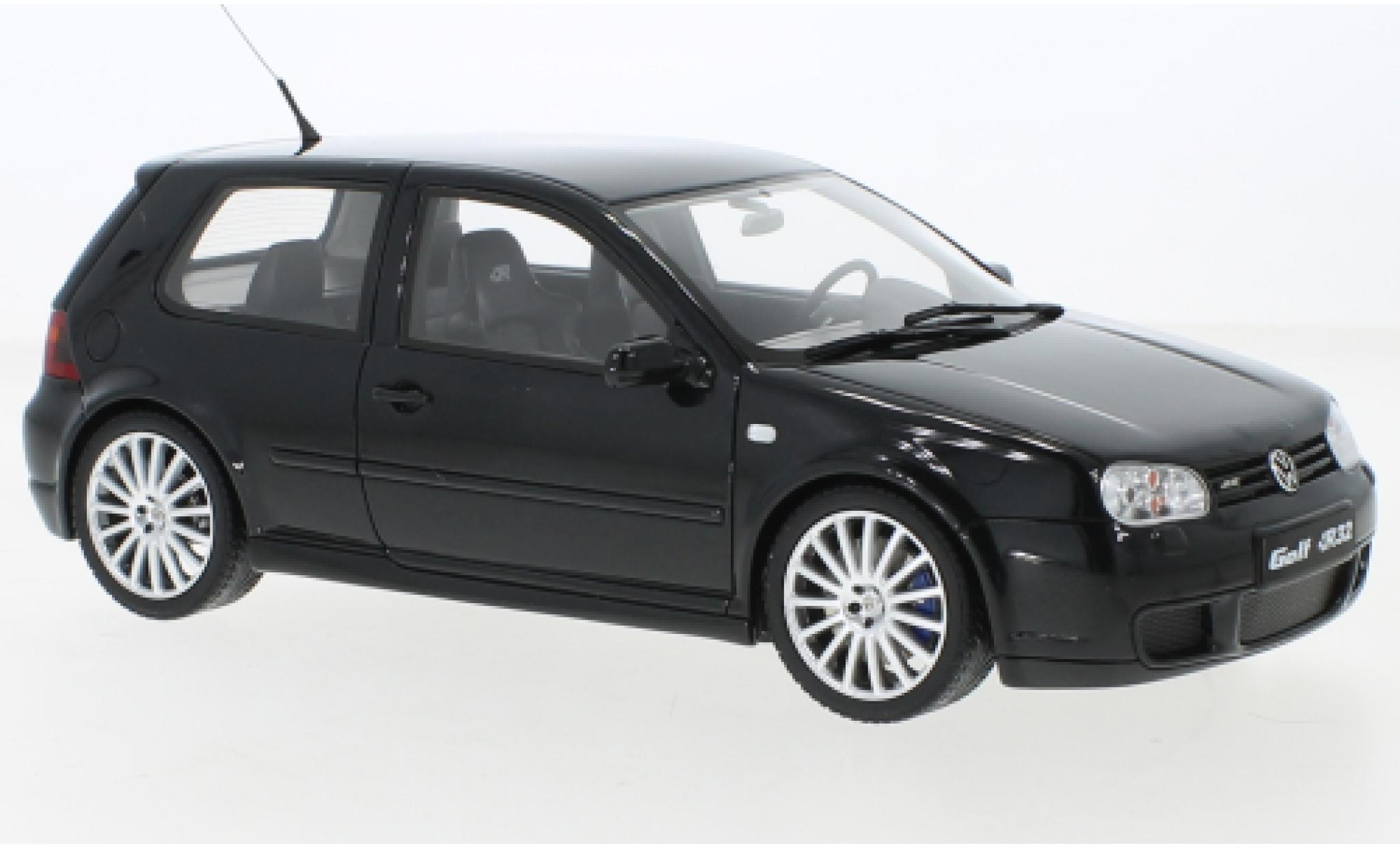 Volkswagen Golf 1/18 Ottomobile IV R32 zwart 2003 modelauto