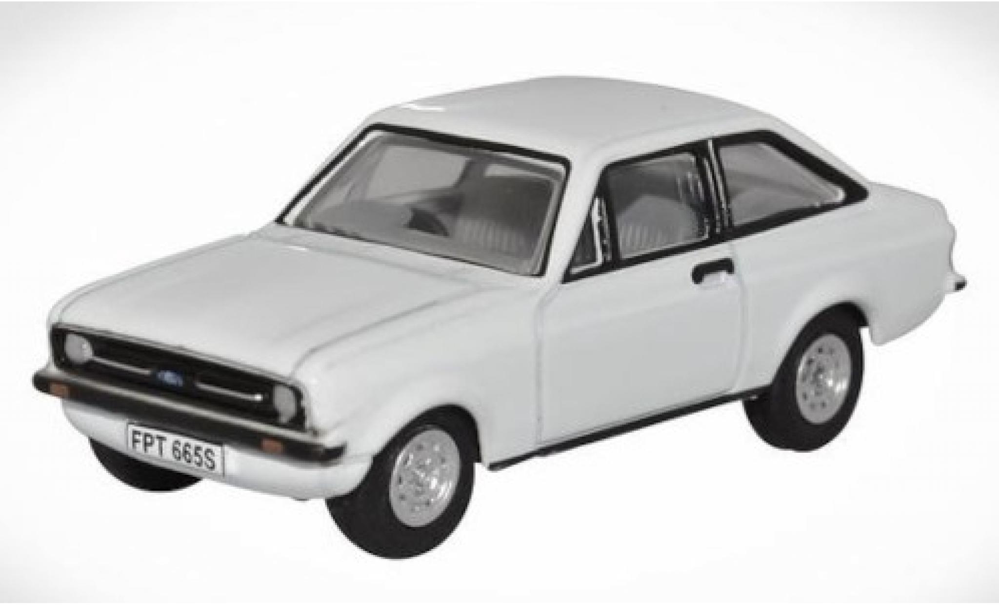 Ford Escort 1/76 Oxford MkII wit RHD modelauto