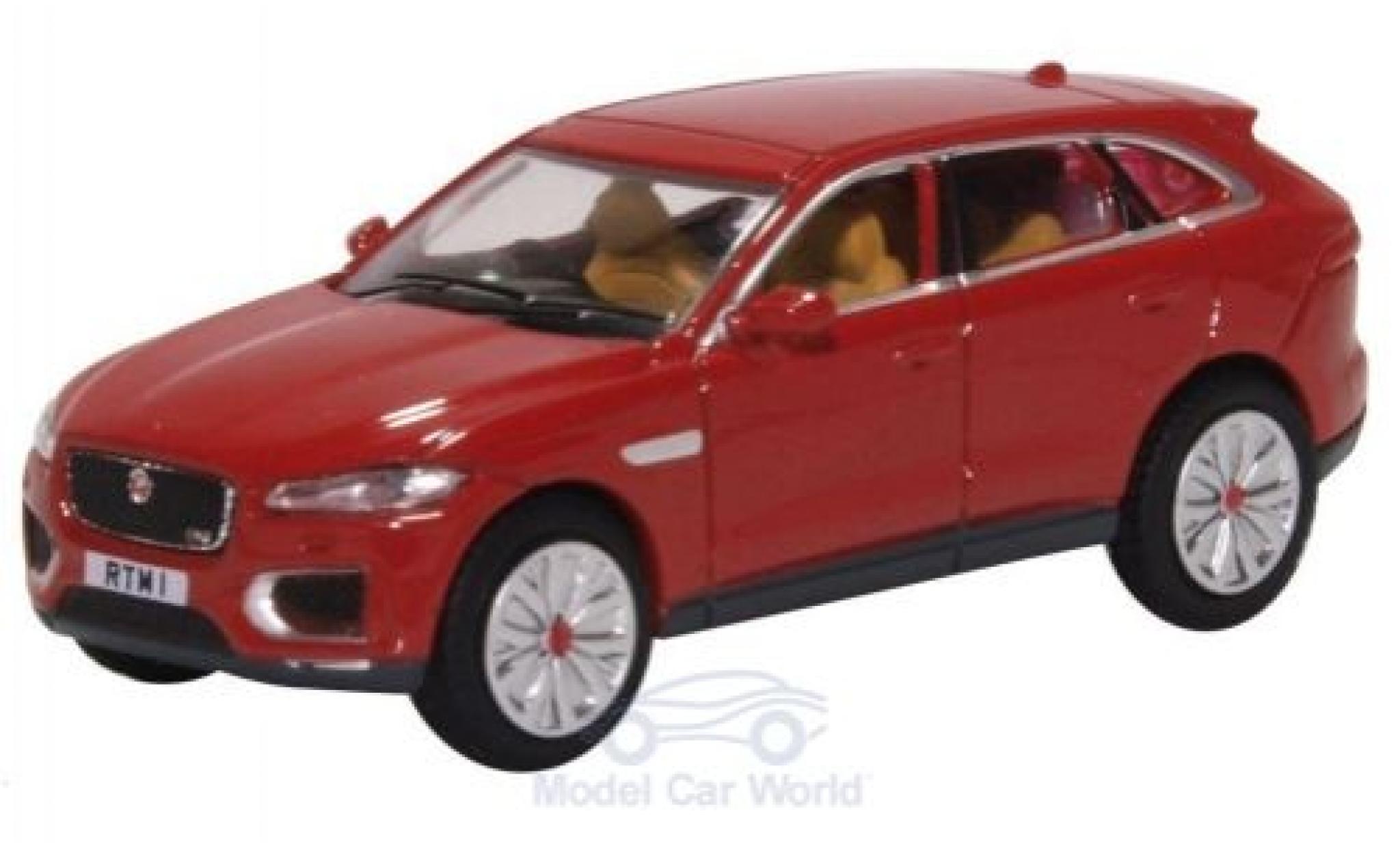 Jaguar F-Pace 1/76 Oxford rood modelauto