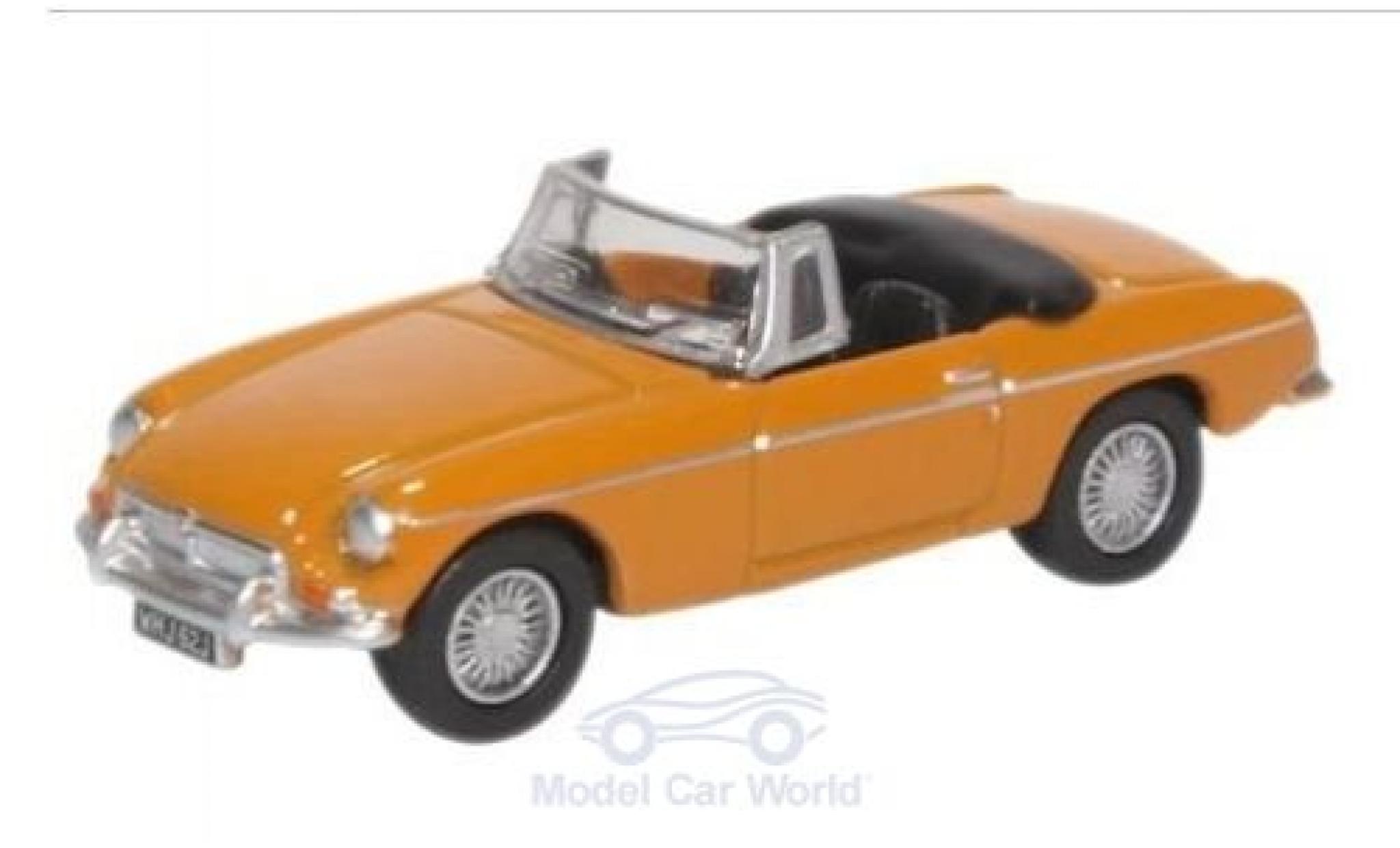 MG B 1/76 Oxford Roadster geel modelauto