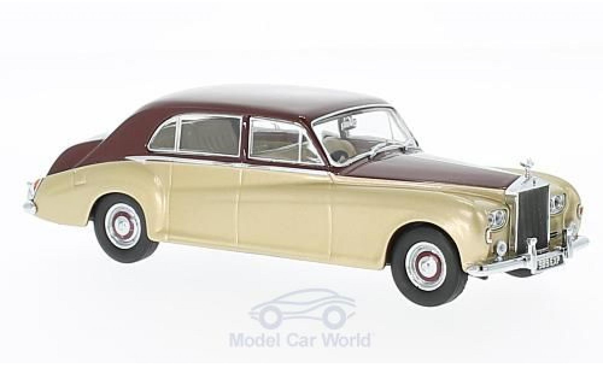 Rolls Royce Phantom 1/43 Oxford V James Young gold/rood RHD modelauto