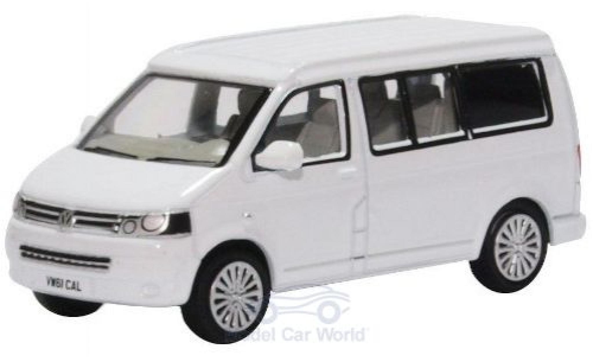 Volkswagen T5 1/76 Oxford California Camper wit modelauto