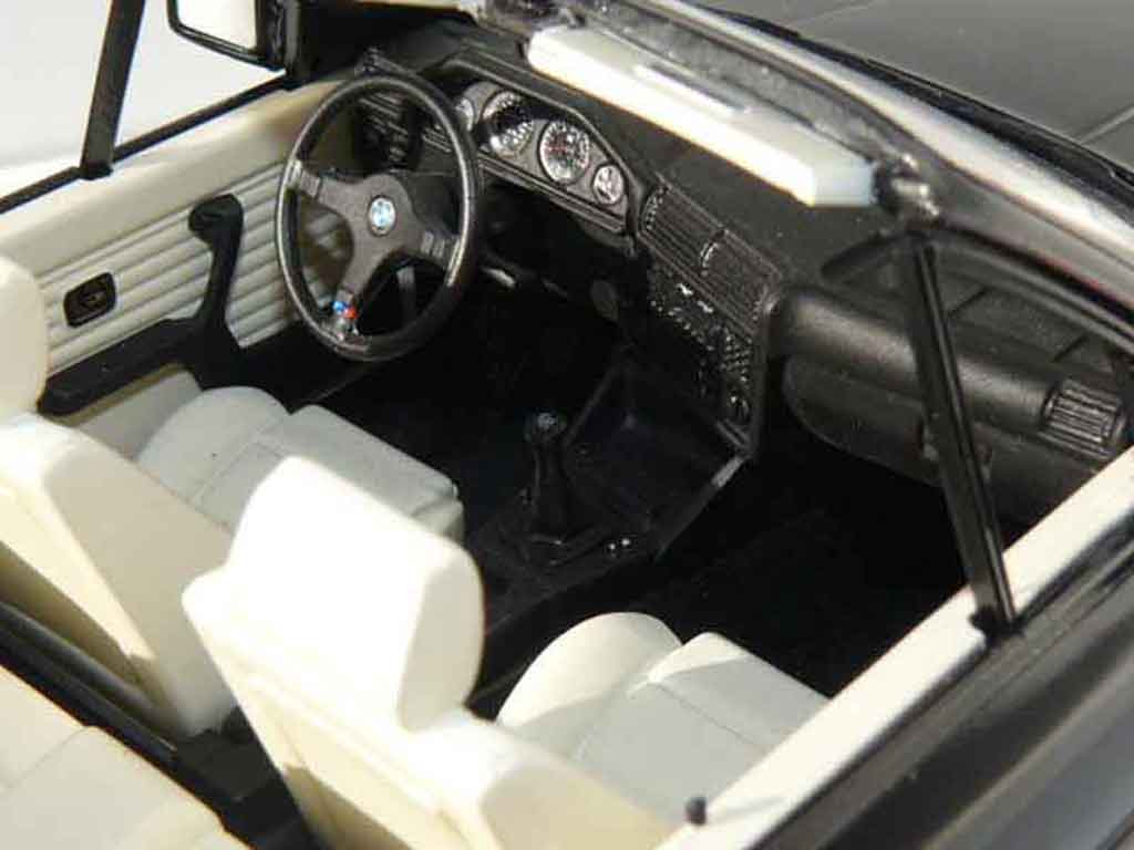 Bmw M3 Cabriolet E30 zwart jantes bbs 17 pouces 1/18 Autoart