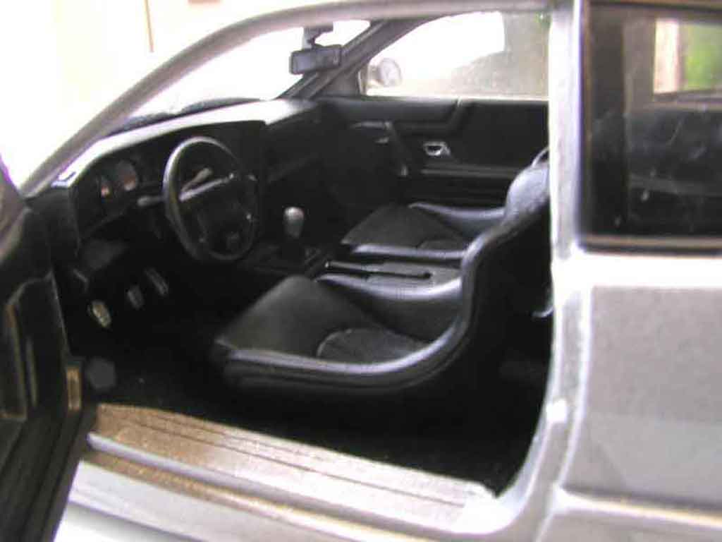 Volkswagen Corrado VR6 kit carrosserie rieger 1/18 Revell
