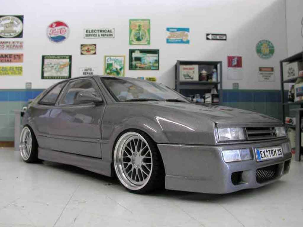 Volkswagen Corrado VR6 1/18 Revell VR6 kit carrosserie rieger modelauto