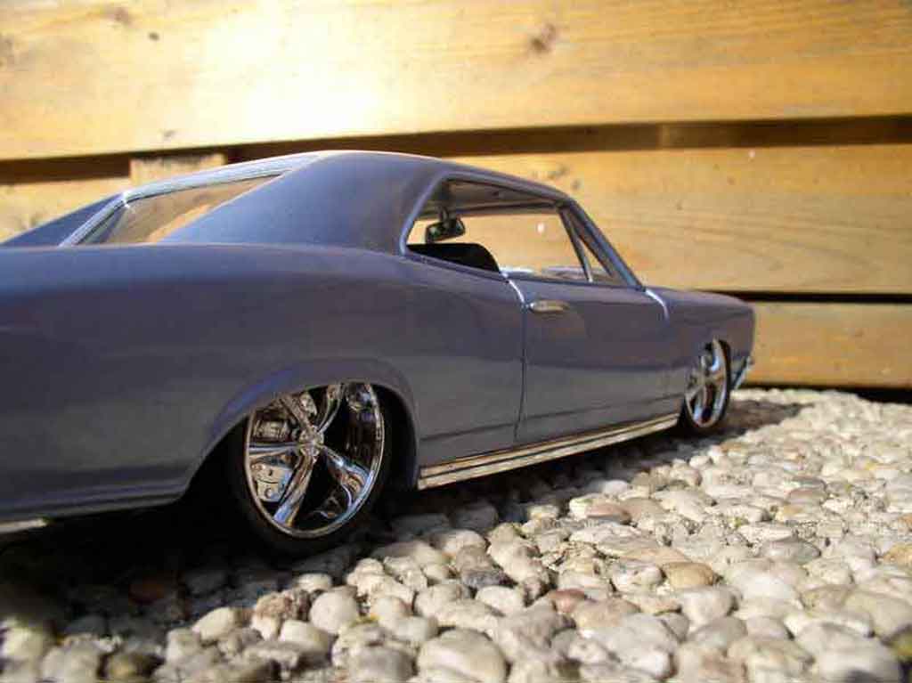 Pontiac GTO 1966 blauw ciel 1/18 Welly