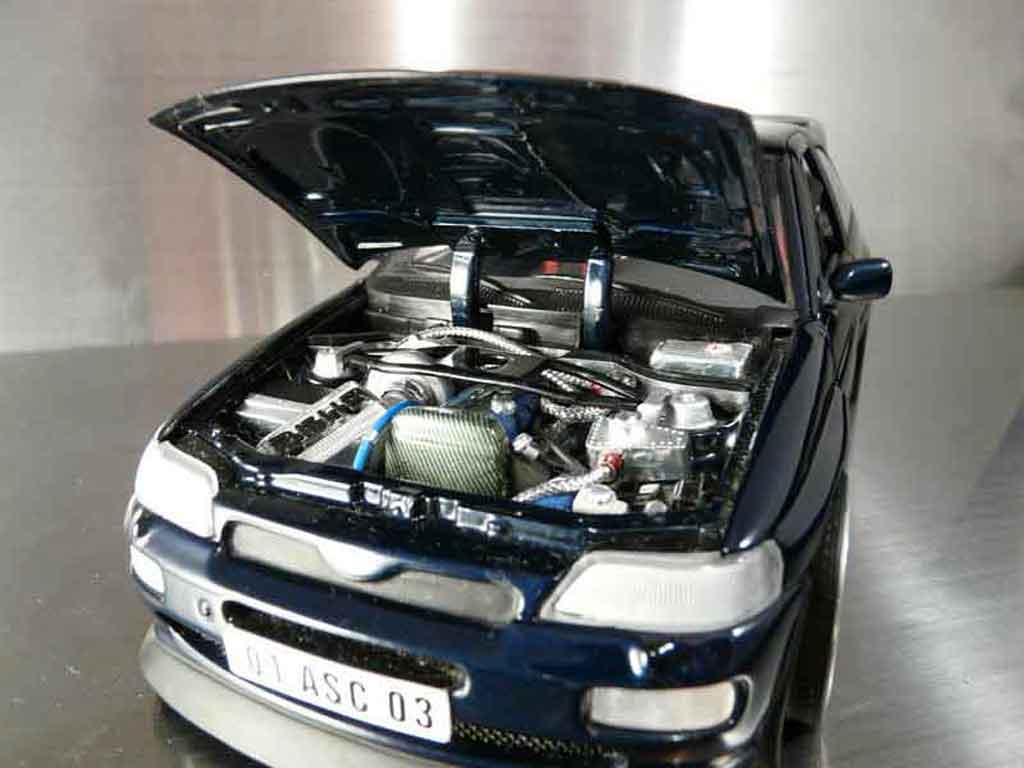 Ford Escort Cosworth rs tuning 1/18 Ut Models
