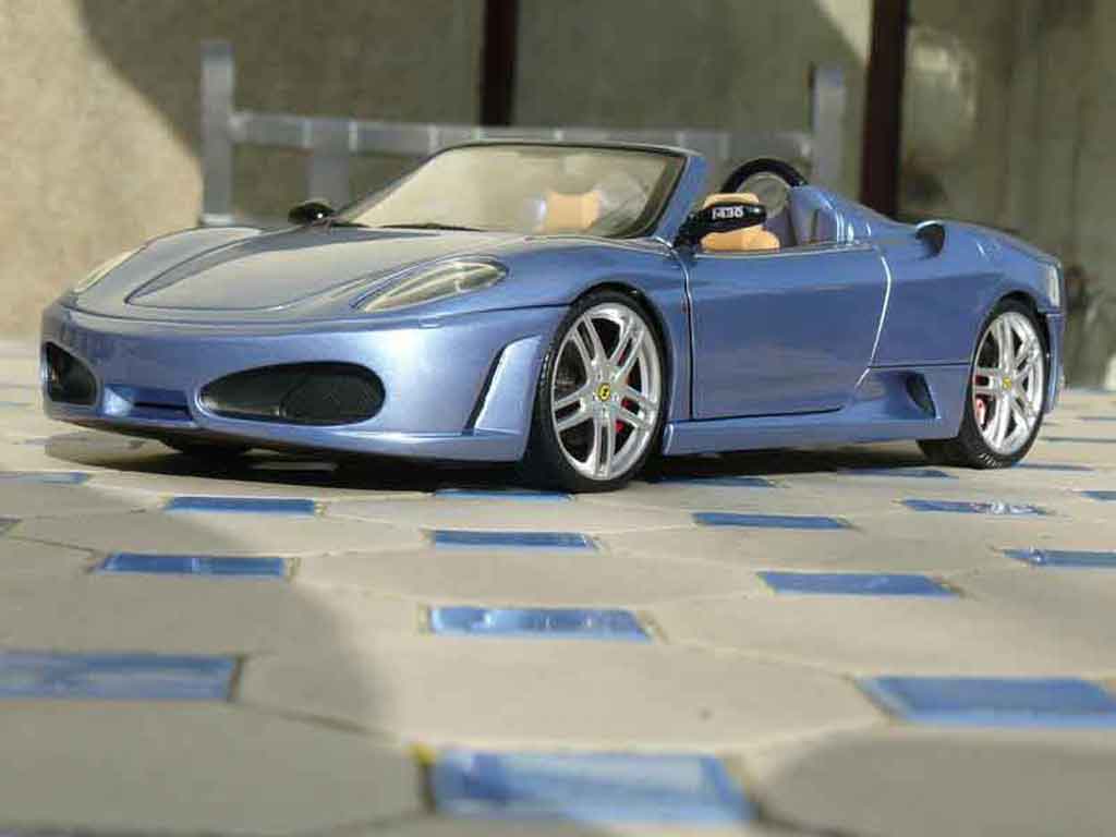 Ferrari F430 spider blauw metallized 1/18 Hot Wheels