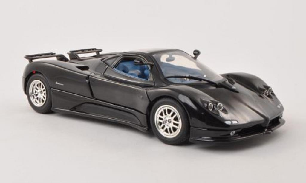Pagani Zonda C12 1/18 Motormax C12 zwart 2004 modelauto