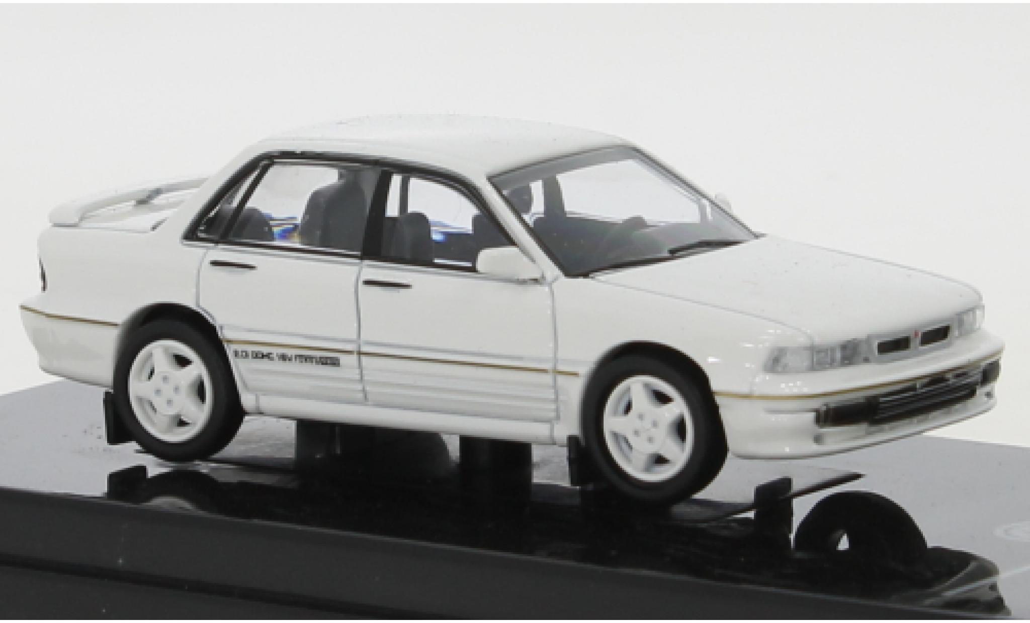 Mitsubishi Galant 1/64 Para64 VR4 wit modelauto