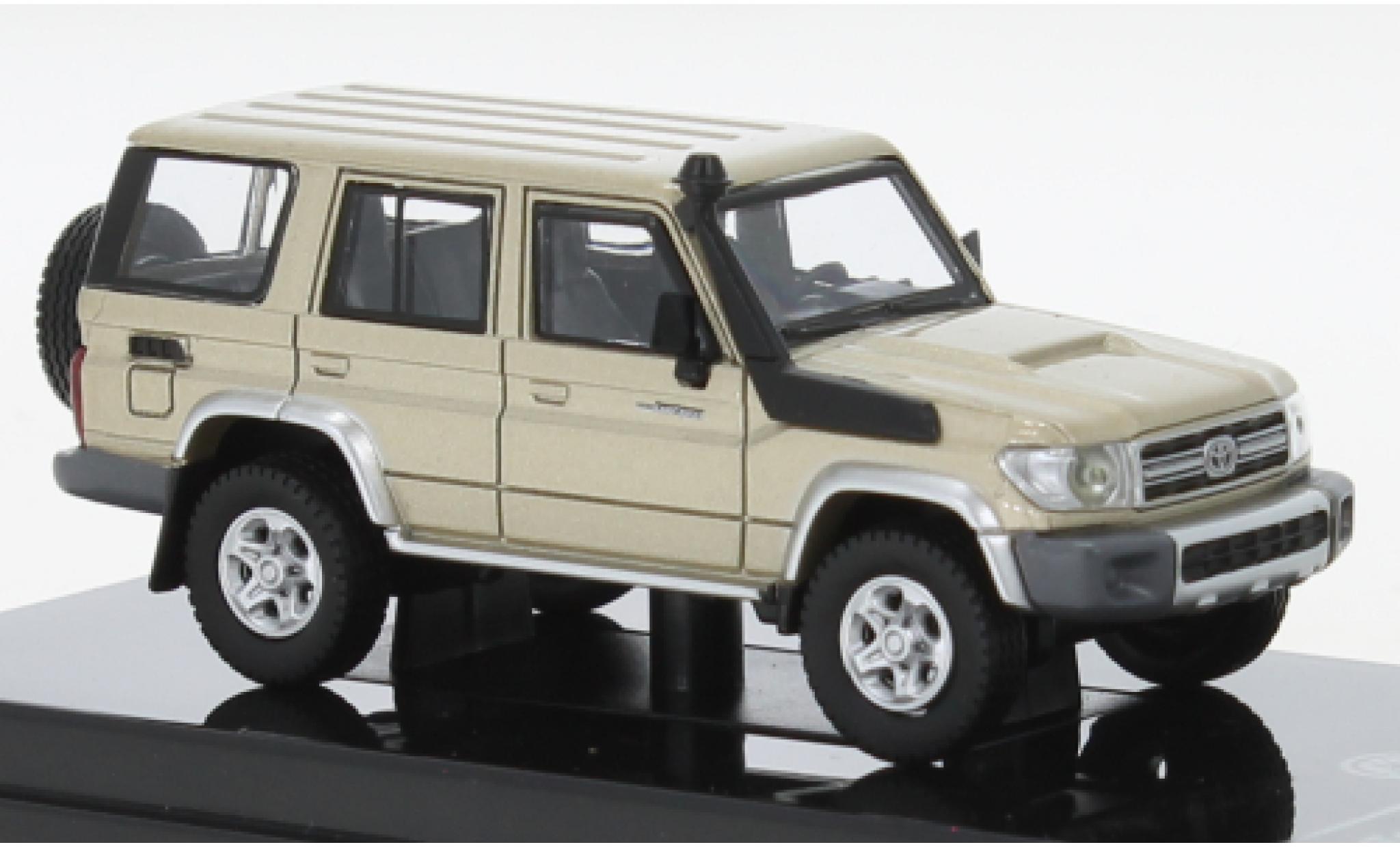 Toyota Land Cruiser 1/64 Para64 76 metallic beige 2014 modelauto