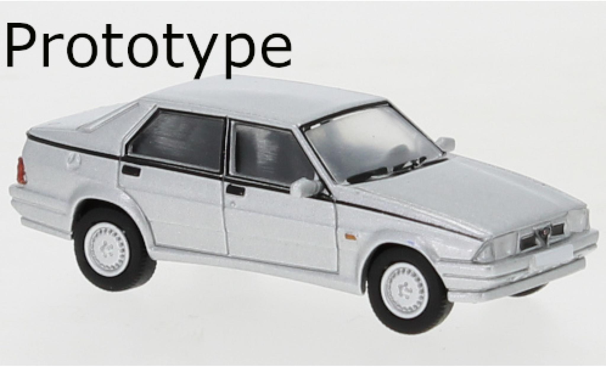 Alfa Romeo 75 1/87 PCX87 grijs 1988 modelauto