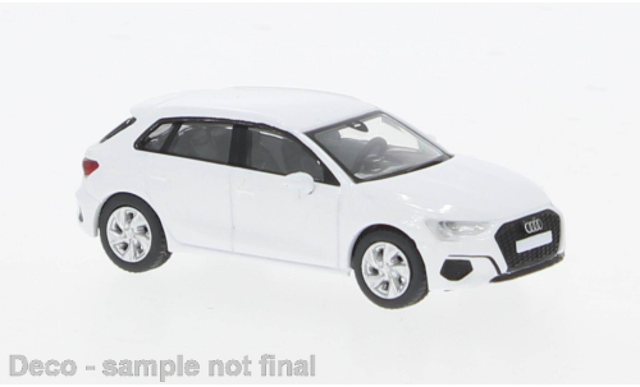 Audi A3 1/87 PCX87 (8Y) wit 2022 1:87 modelauto
