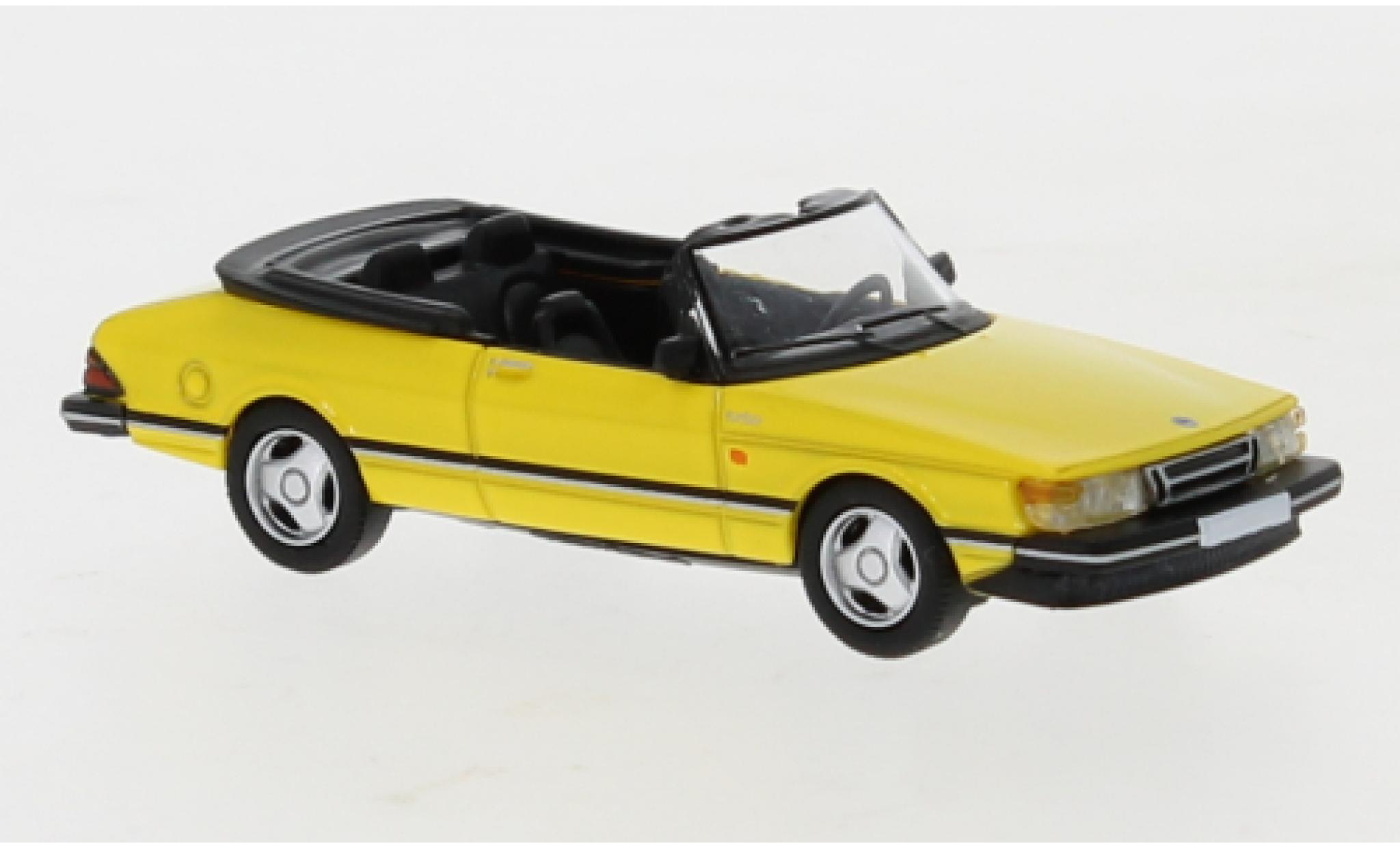 Saab 900 1/87 PCX87 Cabriolet geel 1986 modelauto