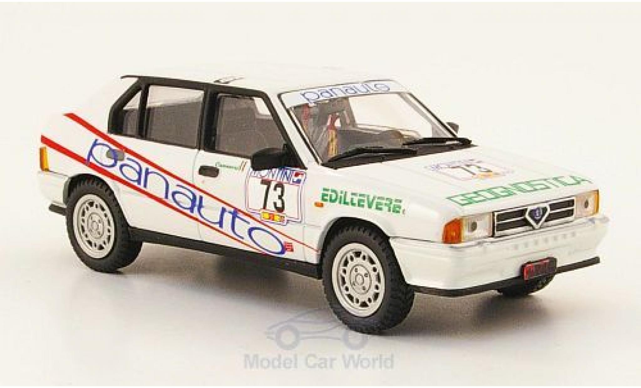 Alfa Romeo 33 1/18 PEGO No.73 modelauto