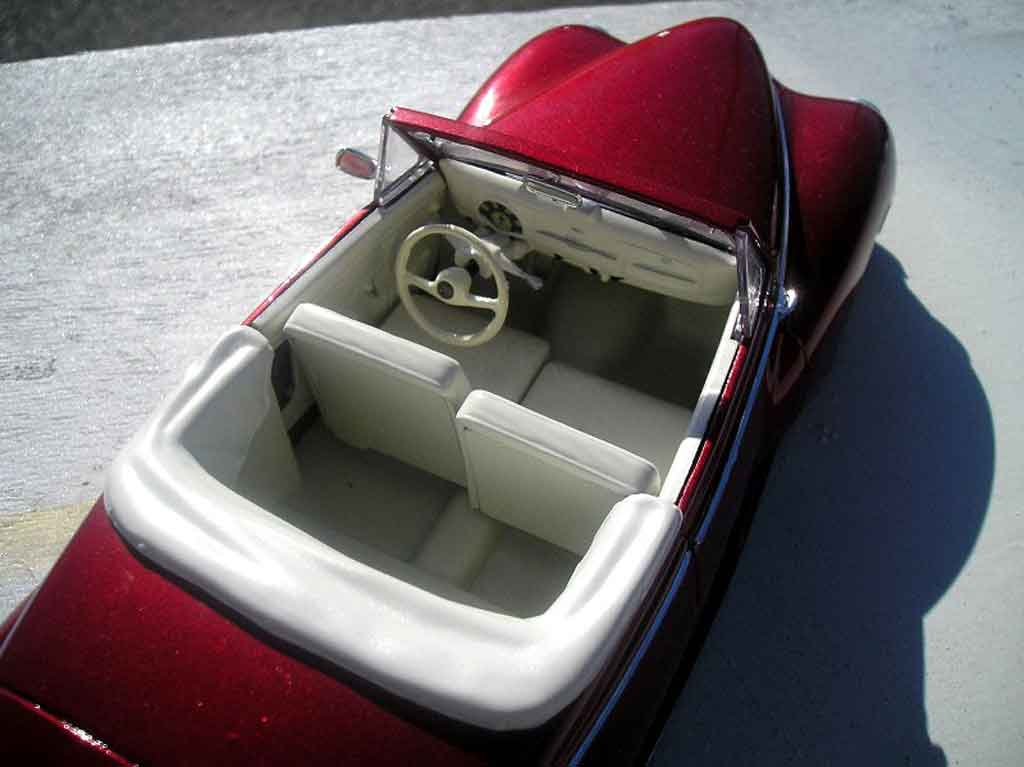 Peugeot 203 cabriolet 1954 old shcool 1/18 Solido