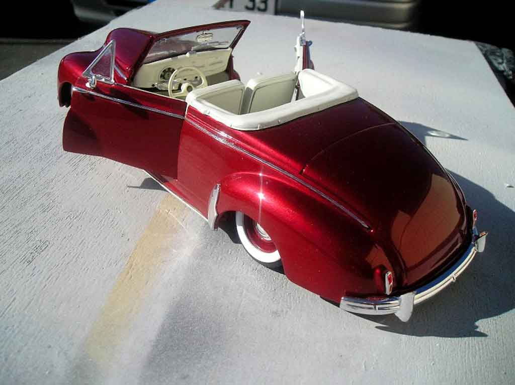 Peugeot 203 cabriolet 1954 old shcool 1/18 Solido