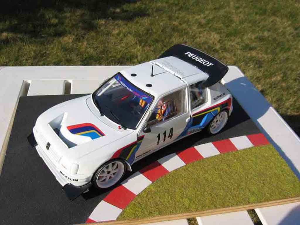 Peugeot 205 Turbo 16 rallye T16 1/18 Solido