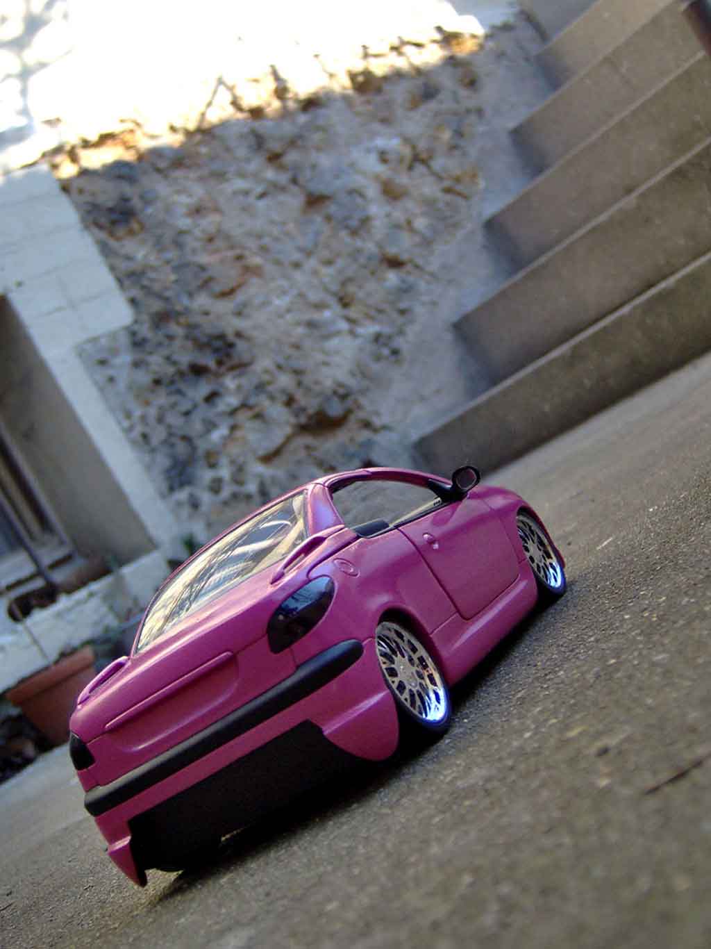 Peugeot 206 CC roze satine jantes bbs 1/18 Gate