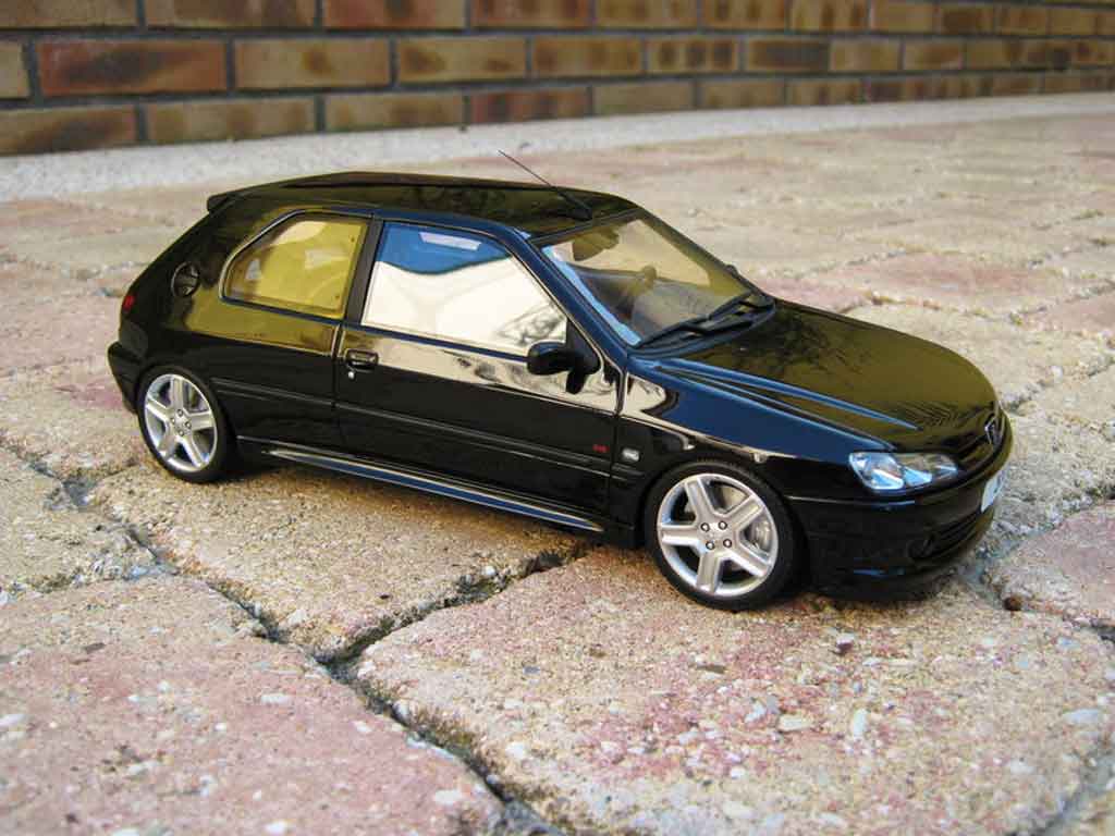 Peugeot 306 S16 zwart jantes 206 rc 1/18 Ottomobile