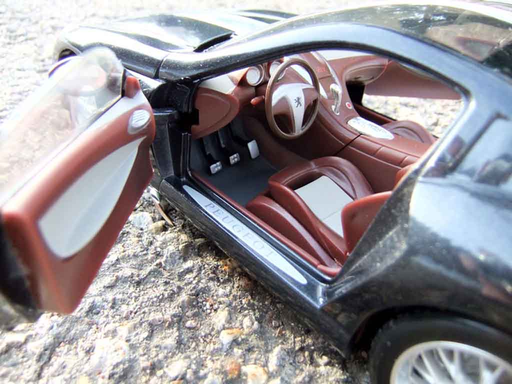 Peugeot 907 Concept car 2004 1/18 Burago