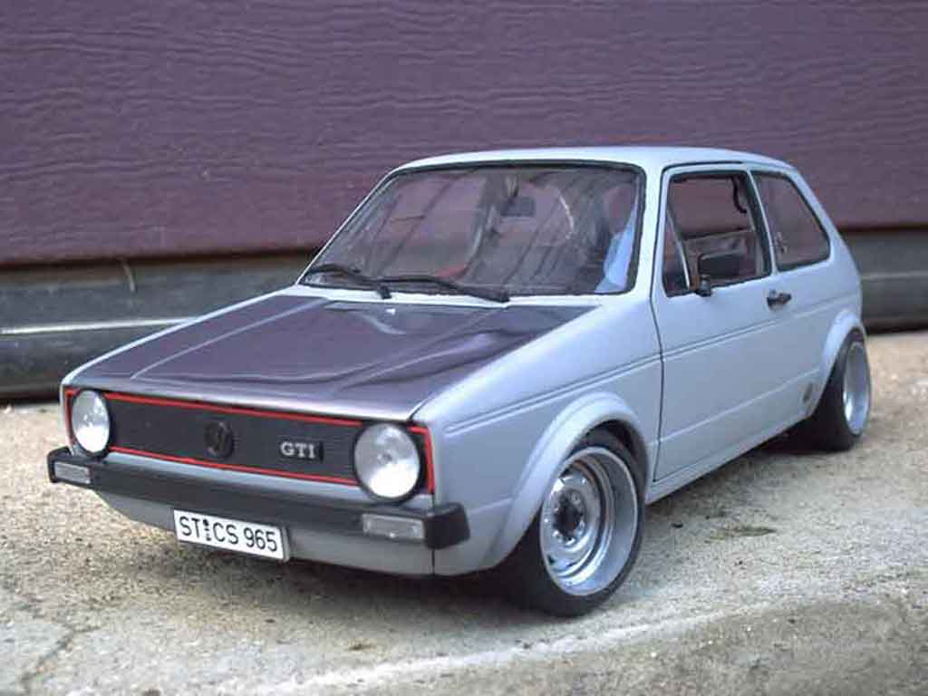 Volkswagen Golf 1 GTI 1/18 Solido 1 GTI jantes toles bords larges capot poli modelauto