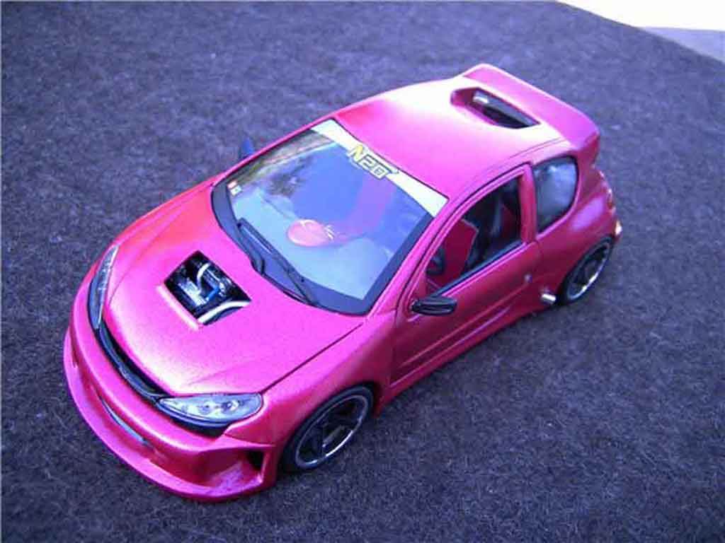 Peugeot 206 WRC 1/18 Solido WRC kit large tuning modelauto