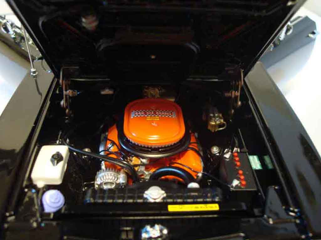 Plymouth GTX Road Runner roadrunner 440+6 zwart 1970 beperkt edition of 1250 1/18 GMP