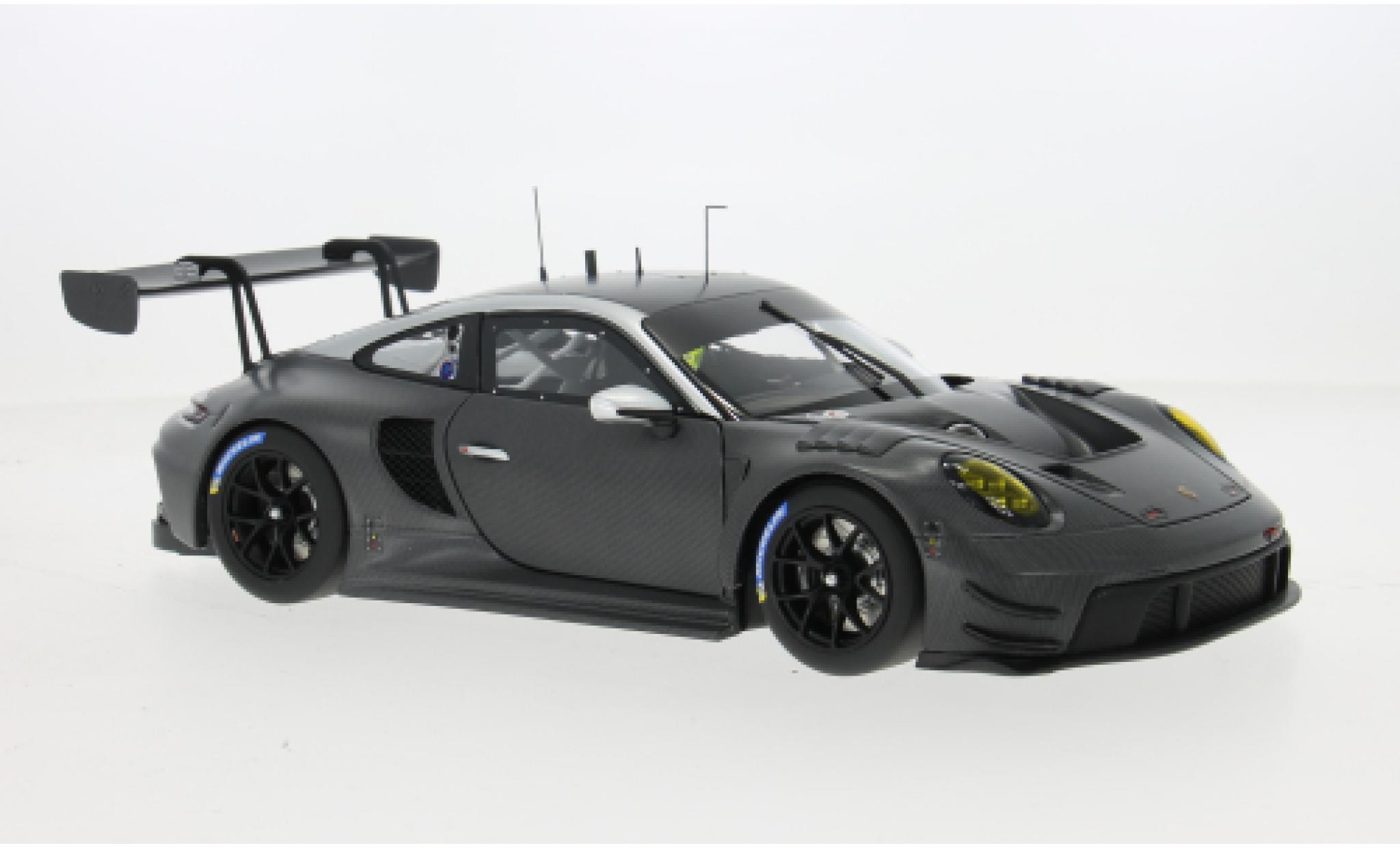 Porsche 992 GT3 R 1/18 Minichamps 911  carbon 1:18 modelauto