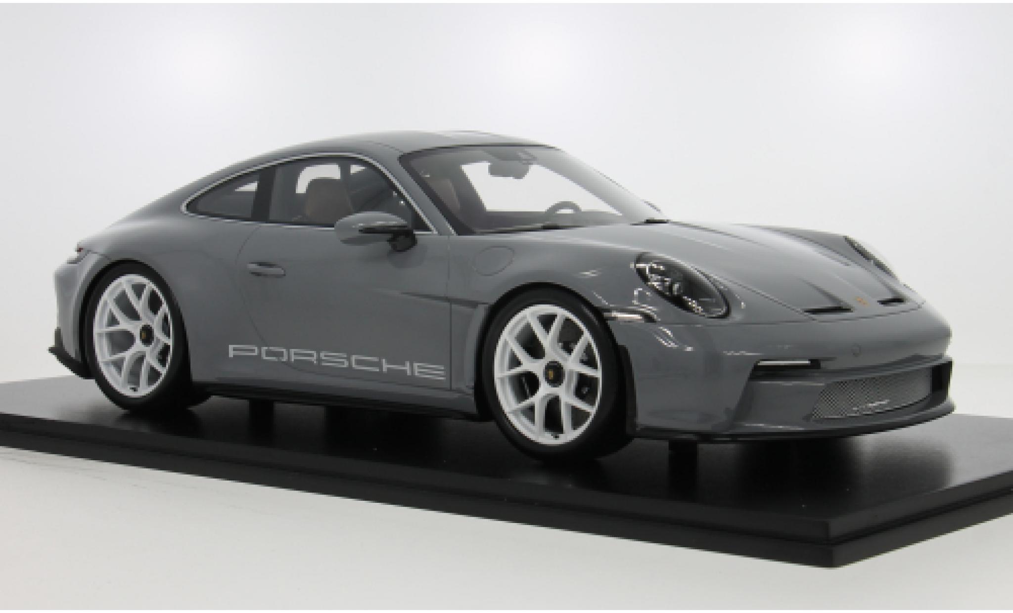 Porsche 992 1/12 Schuco 911  S/T grijs 2024 1:12 modelauto
