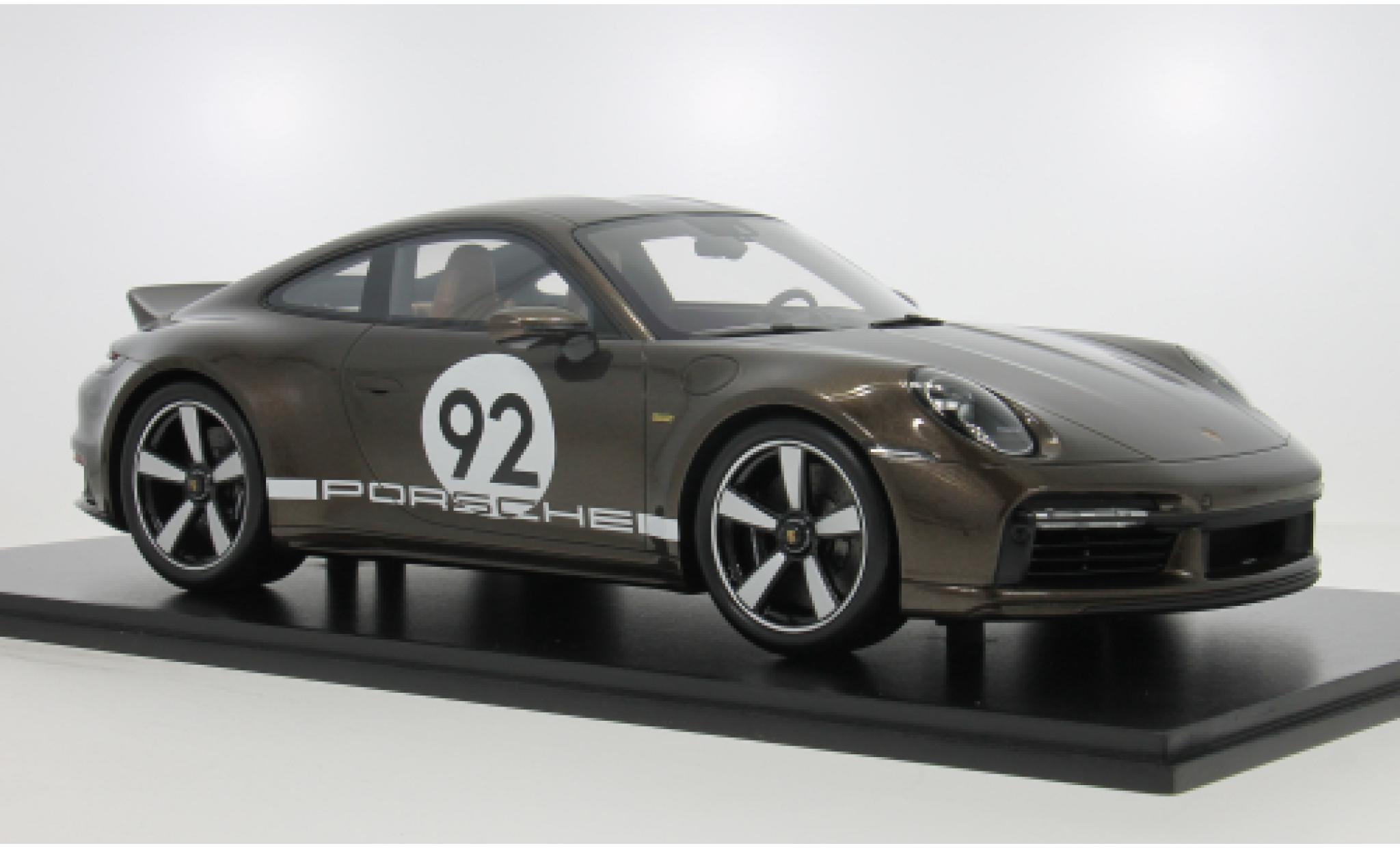 Porsche 992 1/12 Schuco 911  Sport Classic bruin 2023 1:12 modelauto