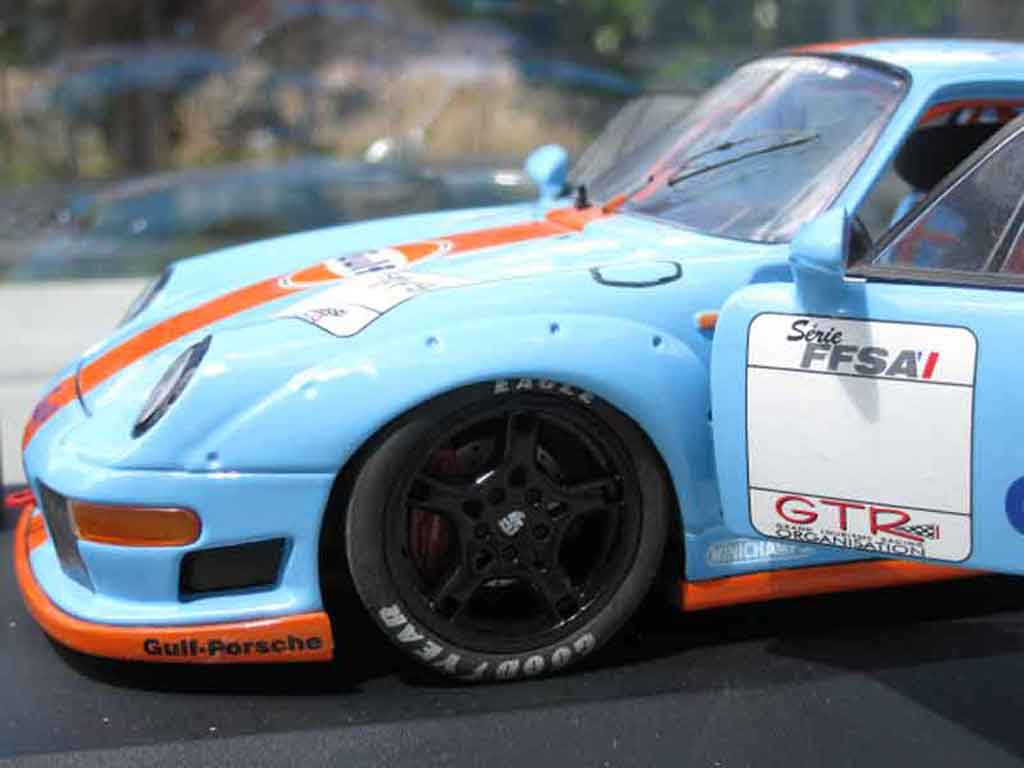 Porsche 911 GT2 evolution gulf 1/18 Ut Models