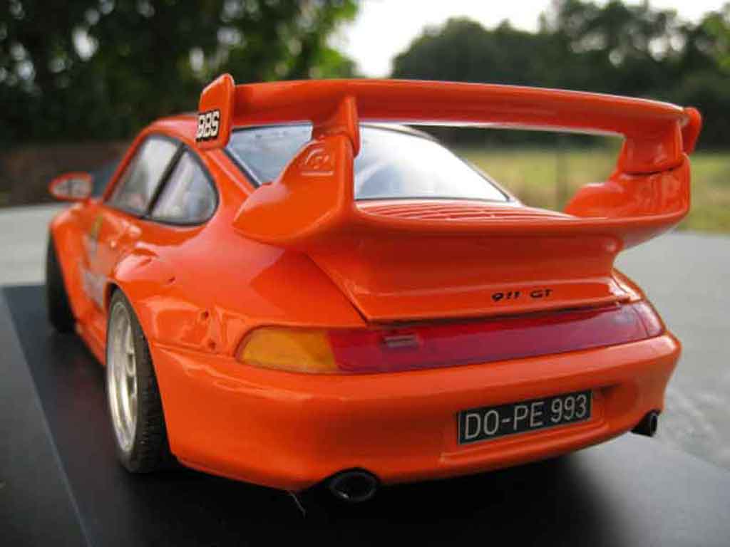 Porsche 911 GT2 jagermeister 1/18 Ut Models