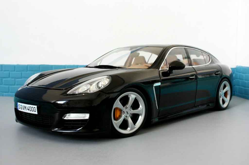 Porsche Panamera Turbo S 1/18 Norev turbo zwart modelauto