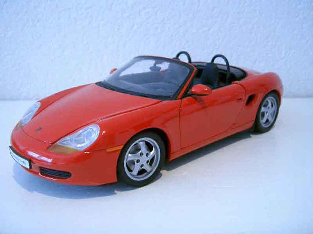 Porsche Boxster 1/18 Ut Models 987 rood modelauto
