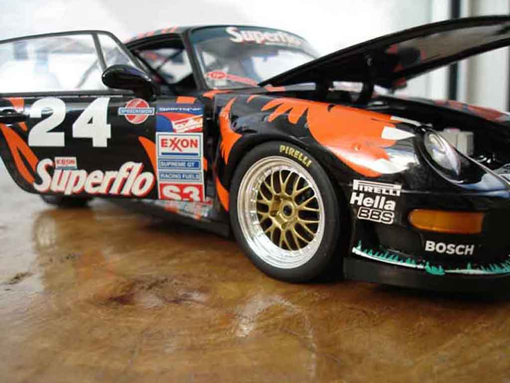 Porsche 911 GT2 evo superflo #24 1/18 Ut Models