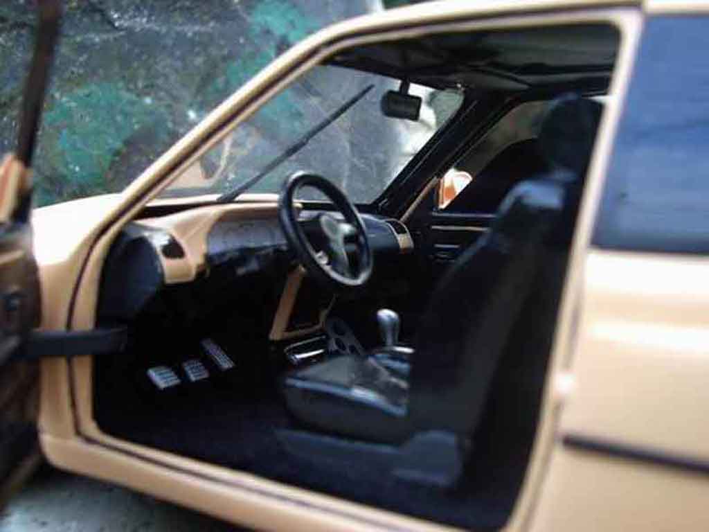 Peugeot 205 GTI Auto Tuning 93 abricot 1/18 Solido