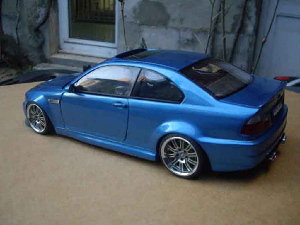 Bmw M3 coupe tuning E46 kit carrosserie blauw metallized 1/18 Autoart