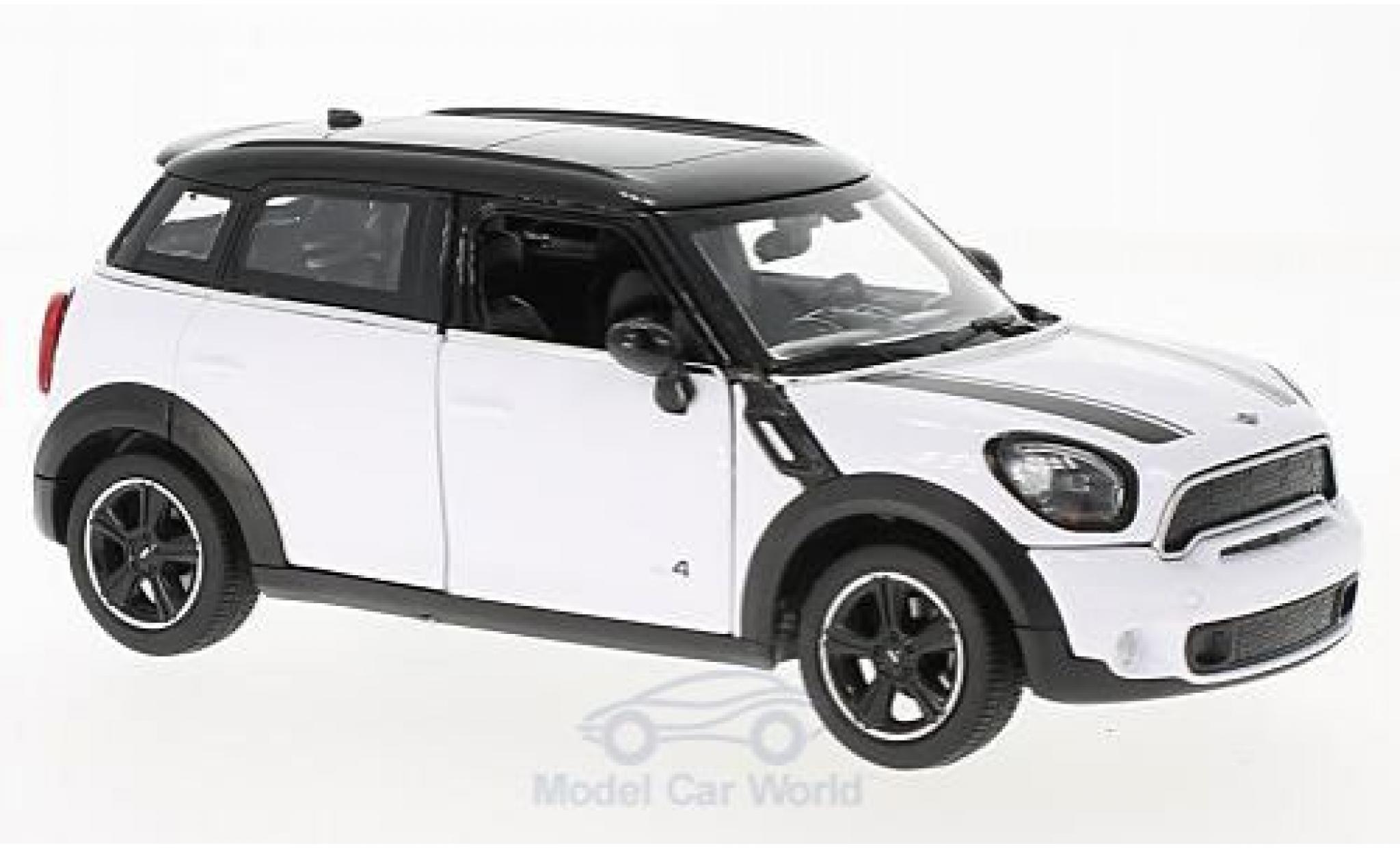Mini Cooper S 1/24 Rastar S Countryman (R60) wit/zwart modelauto