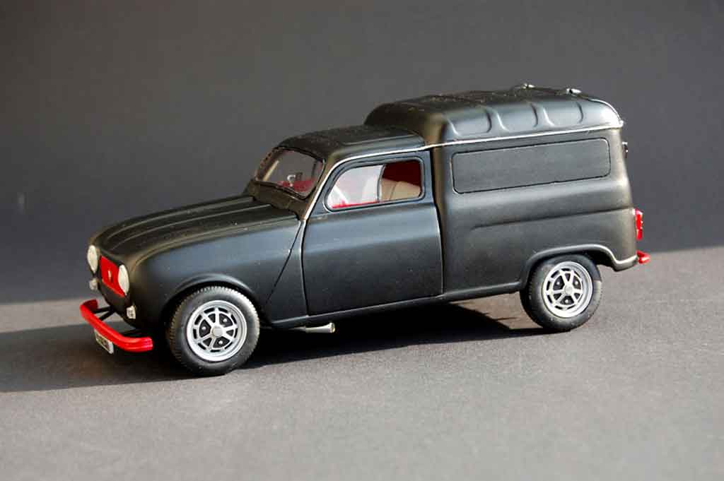 Renault 4 F4 1/18 Norev F bestelbusje modelauto