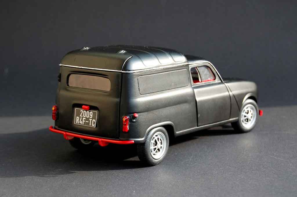 Renault 4 F4 F bestelbusje 1/18 Norev