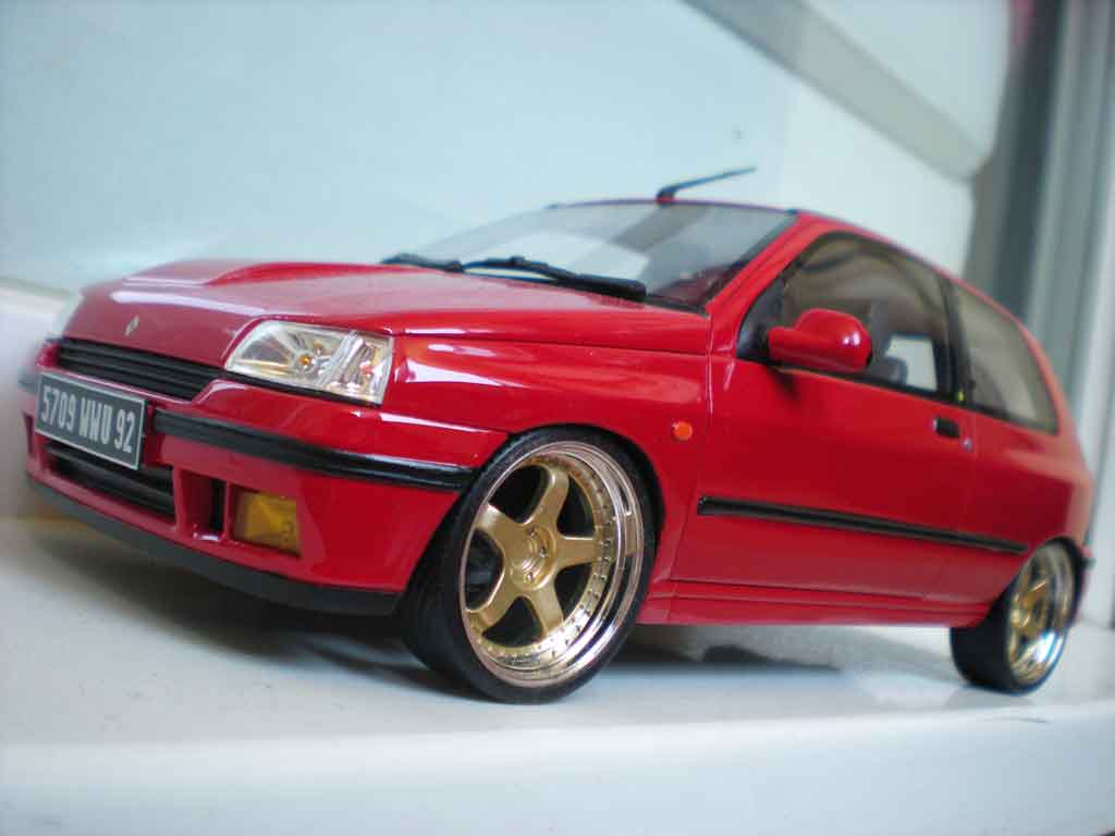 Renault Clio 16S 1/18 Ottomobile 16S 1991 rood jantes 17 pouces modelauto