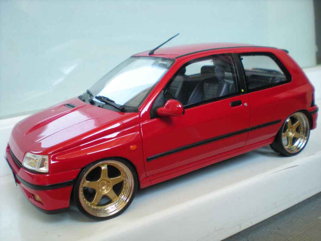 Renault Clio 16S 1991 rood jantes 17 pouces 1/18 Ottomobile