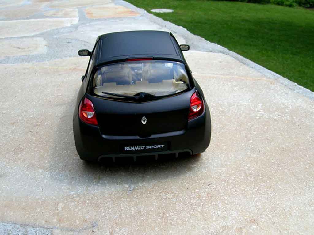 Renault Clio 3 RS zwart mat jantes c4 wrc 1/18 Solido