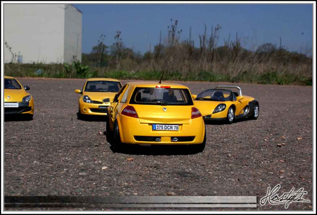 Renault Megane Sport rs geel siryus 1/18 Burago